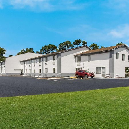 Econo Lodge Cherry Point Havelock Ngoại thất bức ảnh