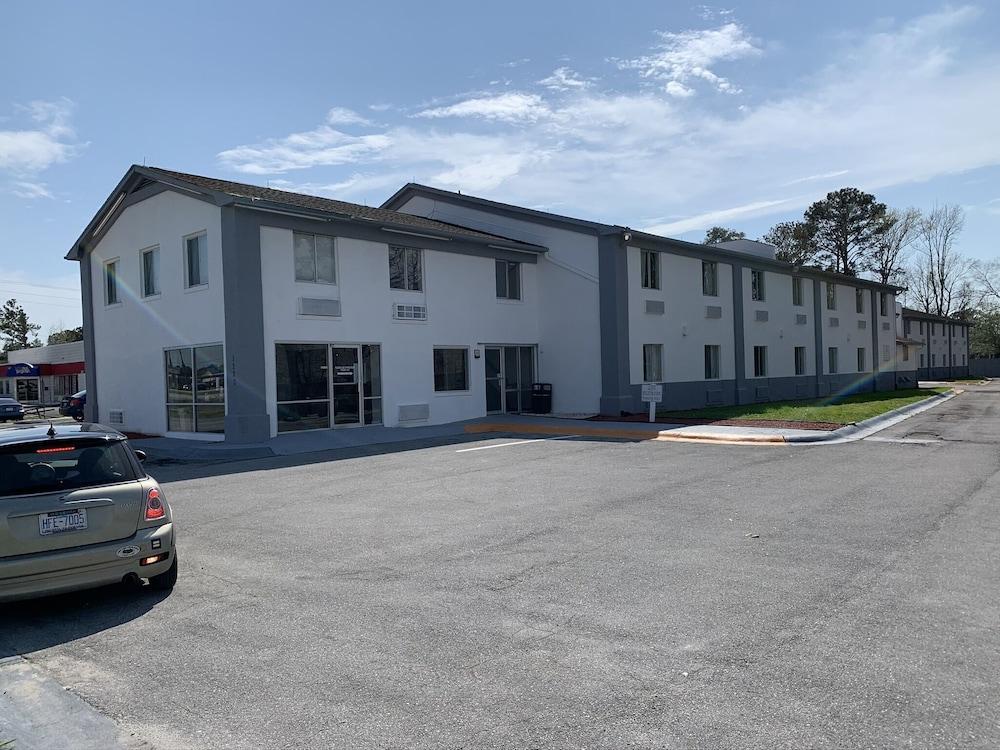 Econo Lodge Cherry Point Havelock Ngoại thất bức ảnh
