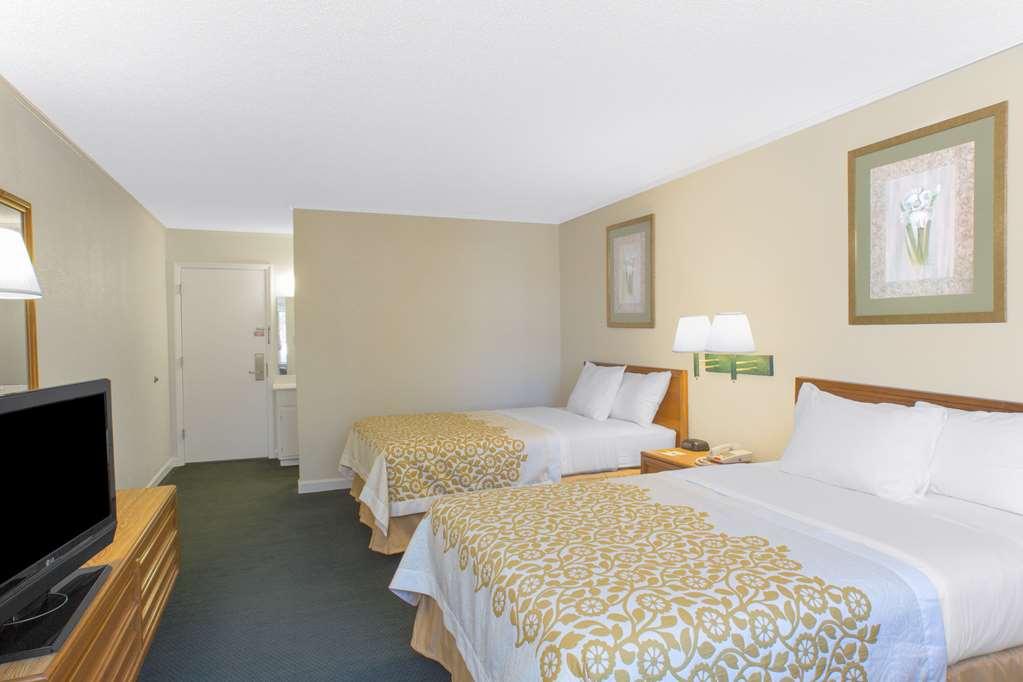 Econo Lodge Cherry Point Havelock Phòng bức ảnh
