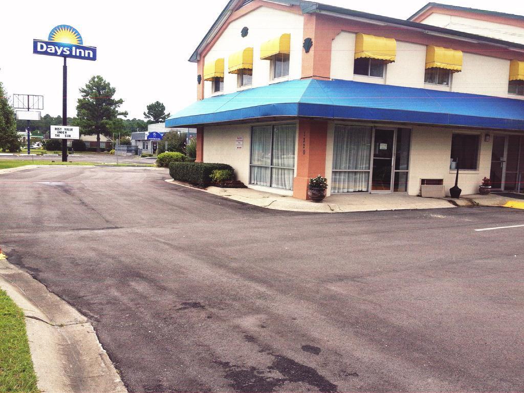 Econo Lodge Cherry Point Havelock Ngoại thất bức ảnh