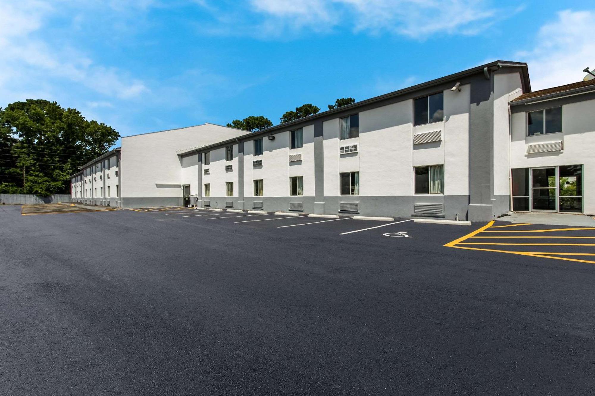 Econo Lodge Cherry Point Havelock Ngoại thất bức ảnh